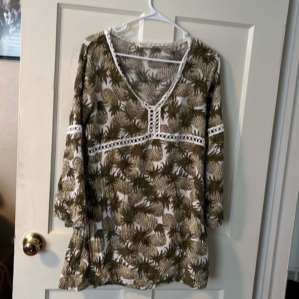 Entro Medium Pineapple dress